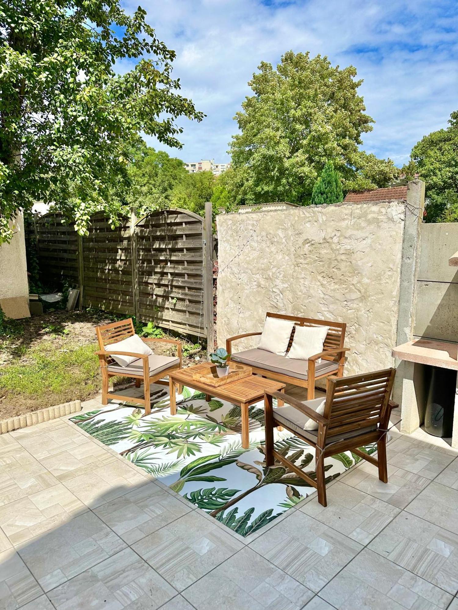 Charmante Maison Mitoyenne Мелён Экстерьер фото